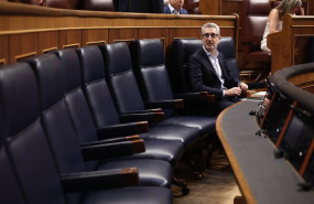 ep el ministro de hacienda arcadi espana durante una sesion plenaria extraordinaria en el congreso