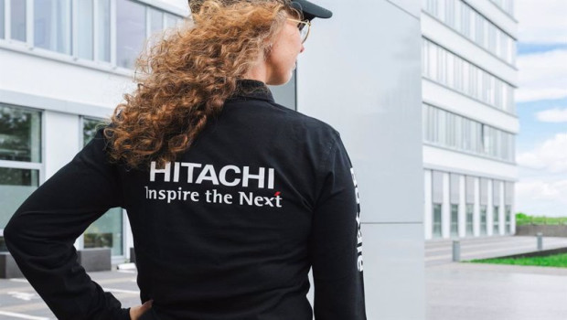 ep empleada de hitachi rail en una oficina de gts en ditzingen alemania