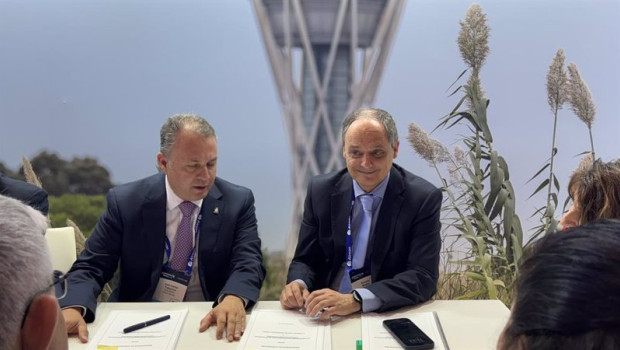 ep firma del memorando de cooperacion entre enaire y cocesna