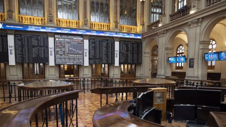 ep interior del palacio de la bolsa en madrid espana a 22 de enero de 2021