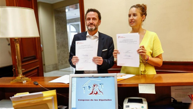 ep los portavoces adjuntos de ciudadanos edmundo bal y melisa rodriguez registran en el congreso de