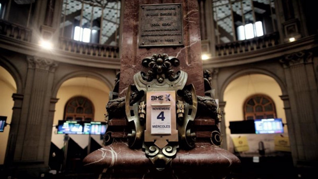 ep un calendario indica la fecha en la bolsa de madrid en madrid espana a 4 de noviembre de 2020