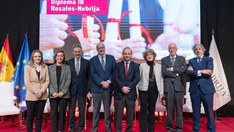 firma diploma ib rosales nebrija