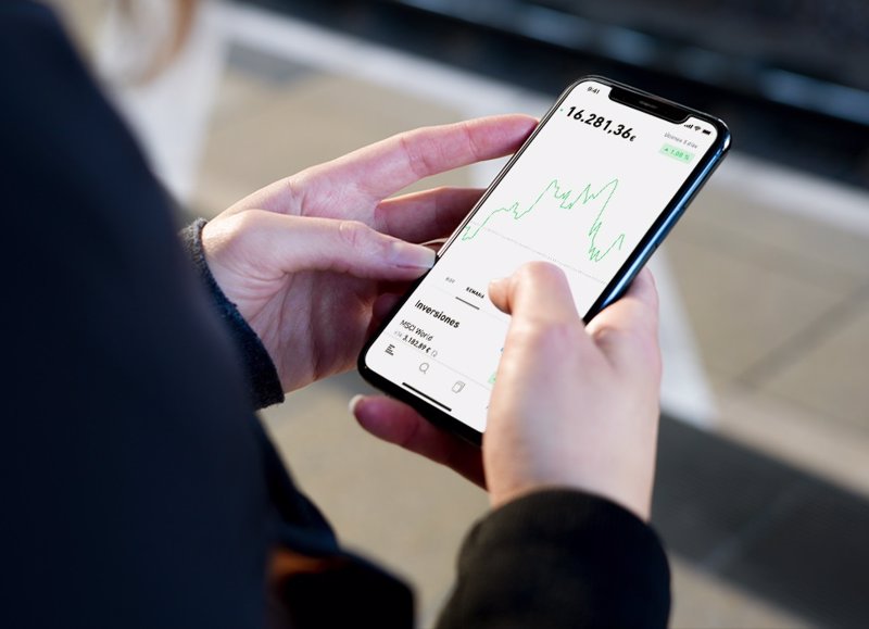 Trade Republic elimina la lista de espera en su tarjeta de débito, que ya tienen 1 millón de usuarios