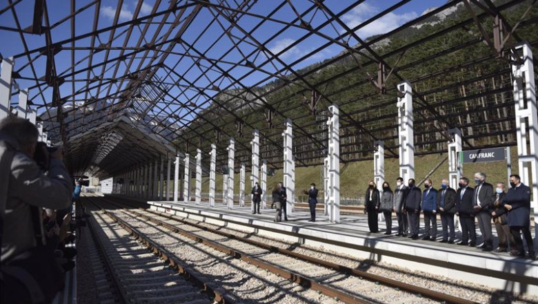 Archivo - La nueva estación de ferrocarril de Canfranc, a 15 de abril de 2021, en Canfranc, Huesca, Aragón | Verónica Lacasa - Europa Press - Archivo ep archivo la nueva estacion de ferrocarril de canfranc a 15 de abril de 2021 en canfranc huesca