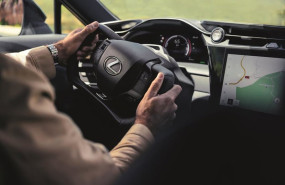 ep archivo   lexus estrena la tecnologia steer by wire en su suv electrico rz disponible desde 52000