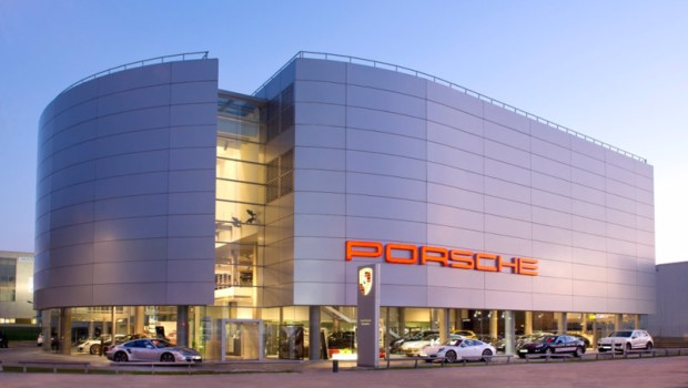 ep archivo   porsche gana 2764 millones hasta septiembre un 30 menos por la renovacion de su cartera