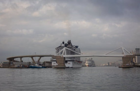 ep archivo un crucero llega al puerto de barcelona a 15 de octubre de 2021 en barcelona catalunya ep archivo un crucero llega al puerto de barcelona a 15 de octubre de 2021 en barcelona catalunya