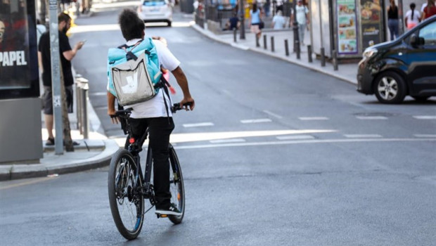 Deliveroo ya trabaja con 600 restaurantes con repartidores propios a través de `Marketplace+` en España | Jesús Hellín - Europa Press ep deliverootrabaja600 restaurantesrepartidores propiostraves de marketplace en espana