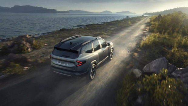ep duster y bigster estrenan el motor hybrid g 150 con hasta 154 cv de potencia y 1500 km de