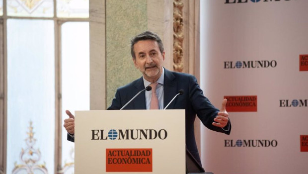 ep el consejero delegado de repsol josu jon imaz durante la entrega del premio al mejor empresario