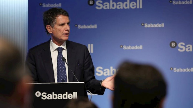 ep el consejero delegado del banco sabadell jaime guardiola presenta los resultados del tercer