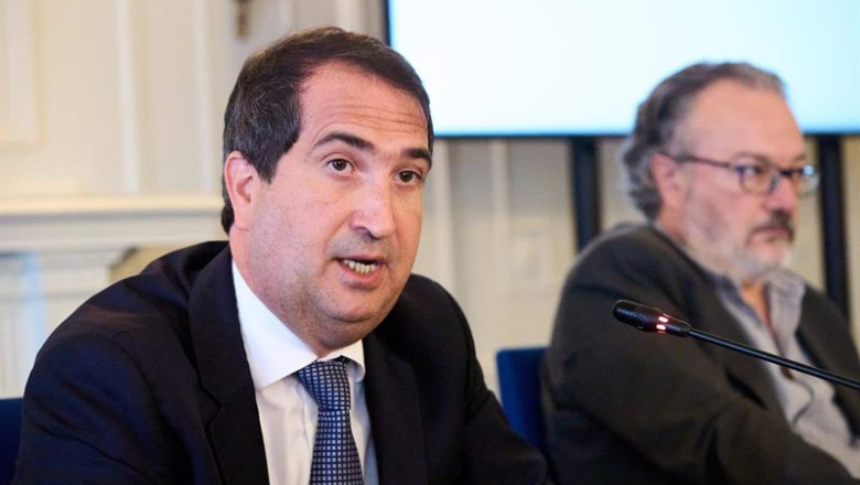 ep el country manager de bbva espana peio belausteguigoitia i interviene durante los cursos de ep el country manager de bbva espana peio belausteguigoitia i interviene durante los cursos de