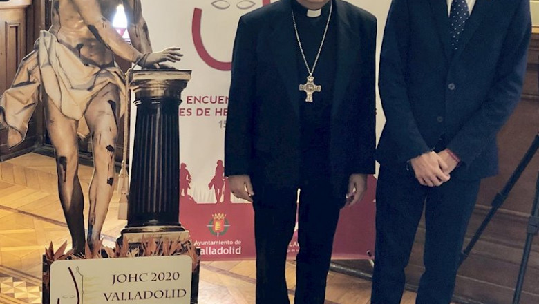 ep el obispo auxiliar de valladolid luis arguello centro durante la presentacion del viii johc que