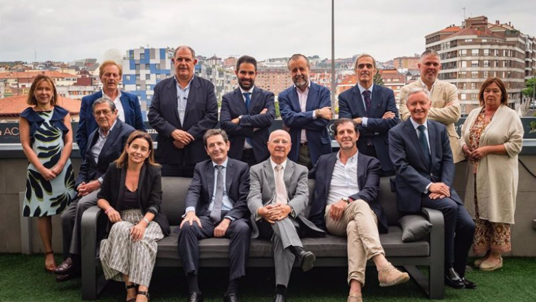 ep firma del acuerdo entre renta 4 banco y torsa capital ep firma del acuerdo entre renta 4 banco y torsa capital