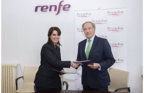 ep la directora general de renfe viajeros sonia araujo y el vicepresidente de puy du fou espana
