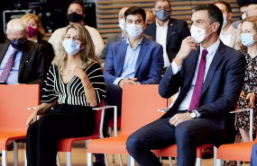 ep la vicepresidenta segunda del gobierno y ministra de trabajo yolanda diaz y el presidente del