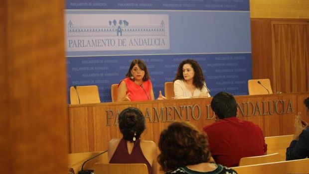ep las diputadas adjuntasiu elena cortes e inmaculada nieto en ruedaprensa