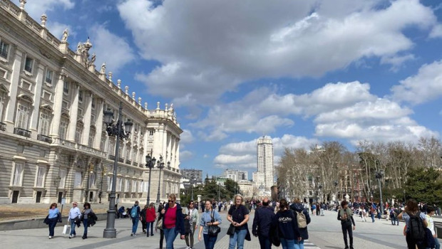 ep turistas en la ciudad de madrid