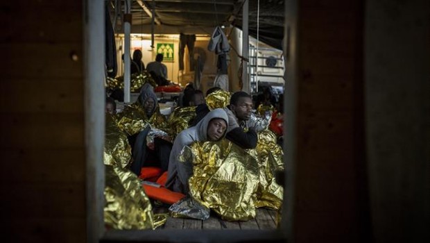 ep un grupohombres rescatadola ong proactiva open arms