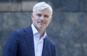 schneider electric incorpora a javier figueras vaquerizo como vicepresidente de industrial automation para espaa y portugaljpg 