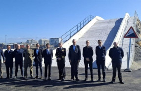 ep aniceto rosique digam de defensa visita la fabrica de vehiculos blindados de indra en gijon ep aniceto rosique digam de defensa visita la fabrica de vehiculos blindados de indra en gijon
