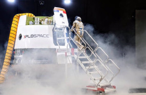 ep archivo   demostracion del funcionamiento de una nave espacial durante la celebracion de la