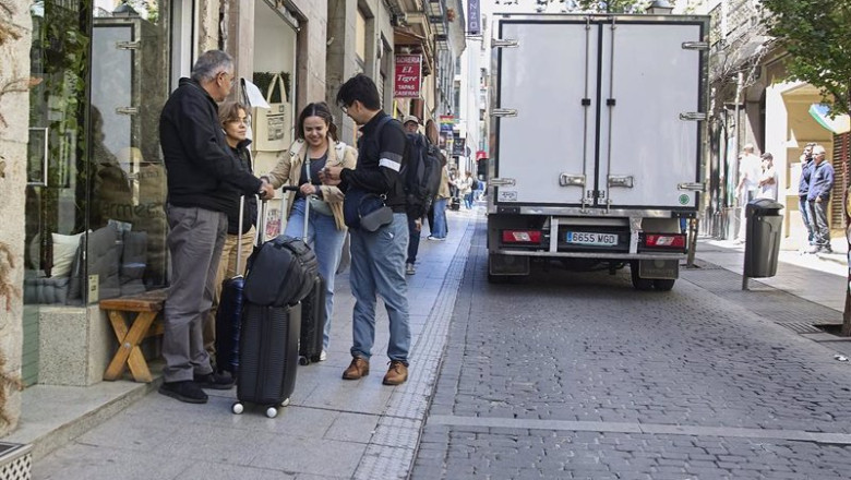 ep archivo   exterior de un piso turistico en el centro de madrid tras el anuncio del ministerio de