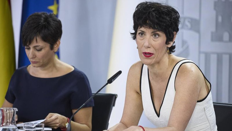 ep archivo   la ministra de vivienda isabel rodriguez i y la ministra de inclusion seguridad social