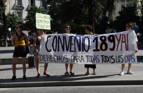 ep archivo   las empleadas domesticas con una pancarta durante una concentracion de la asamblea