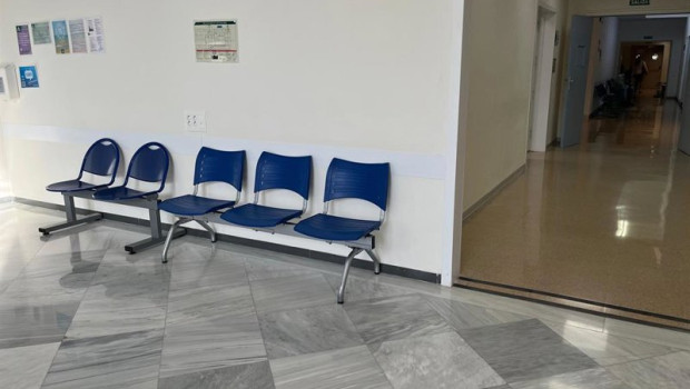 ep archivo   sala de espera de un centro de salud en almeria