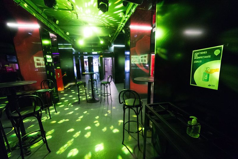 Comunidad Valenciana y Castilla y León adelantan el cierre del ocio nocturno