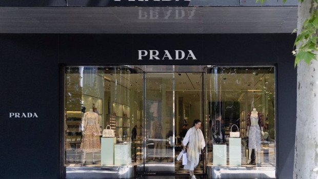 ep archivo   una mujer sale de una tienda de prada en la milla de oro de madrid a 3 de mayo de 2024
