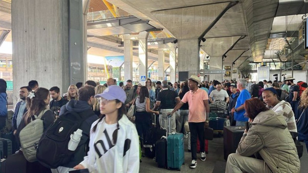 ep barajas durante el apagon ep barajas durante el apagon