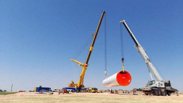 ep construccion de parque eolico de 1045 mw de azora en cuenca