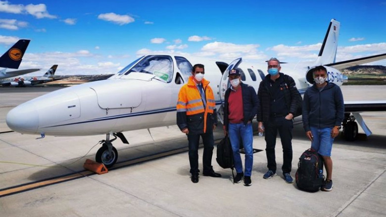 ep despega el primer avion ejecutivo con pasajeros desde el aeropuerto de teruel