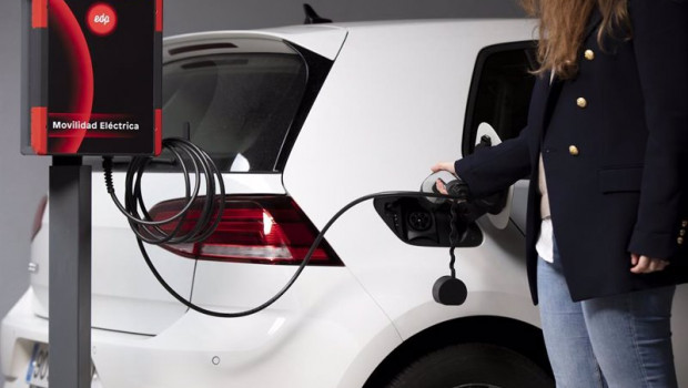 ep edp lanza mive un servicio de suscripcion para ayudar a los conductores de coches electricos