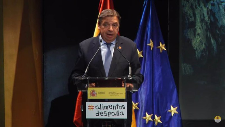 El ministro de Agricultura, Luis Planas, en la presentación de la nueva campaña de Alimentos de España | EUROPA PRESS ep el ministro de agricultura luis planas en la presentacion de la nueva campana de alimentos de