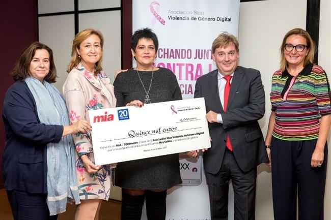 Entrega cheque Hay Salida | HAY SALIDA ep entrega cheque hay salida
