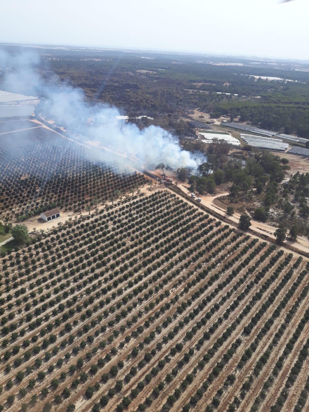 Incendio controlado por el Infoca en Moguer (Huelva). | INFOCA ep incendio controladoinfocamoguer huelva
