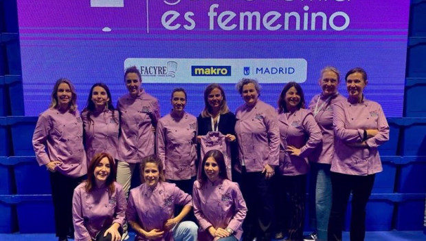 ep la concejala delegada de turismo almudena maillo junto a las chef galardonadas en el evento
