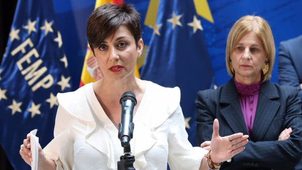 ep la ministra de vivienda y agenda urbana isabel rodriguez durante una reunion con la junta de