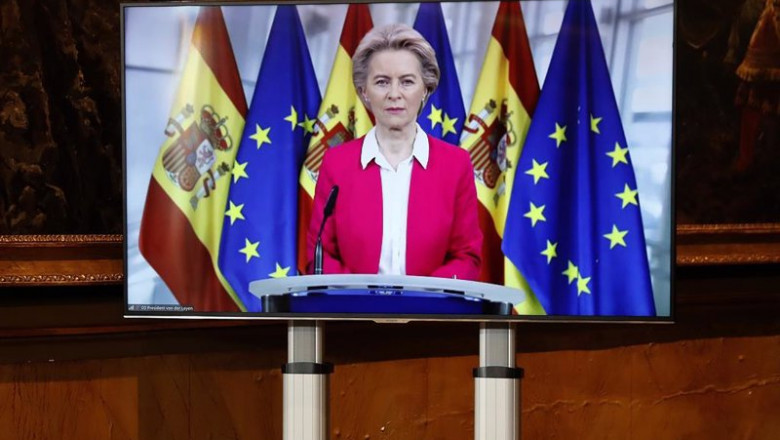 La presidenta de la Comisión Europea, Ursula von der Leyen se conecta a la Conferencia de presidentes autonómicos celebrada este lunes en Madrid donde se analizará el reparto de los fondos europeos de reconstrucción, a 26 de octubre de 2020. | Pool ep la presidenta de la comision europea ursula von der leyen se conecta a la conferencia de