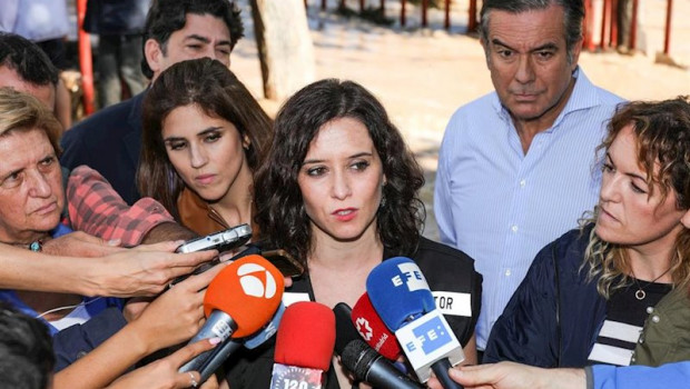 ep la presidenta de la comunidad de madrid isabel diaz ayuso hablando con los medios de comunicacion