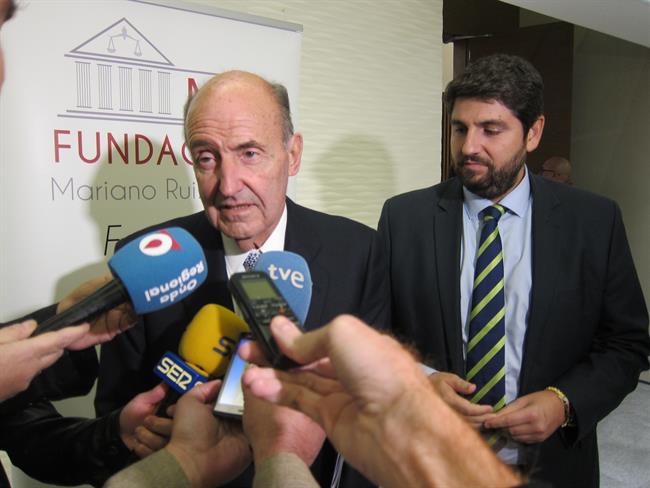 ep miquel roca junyent acompanadofernando lopez miras