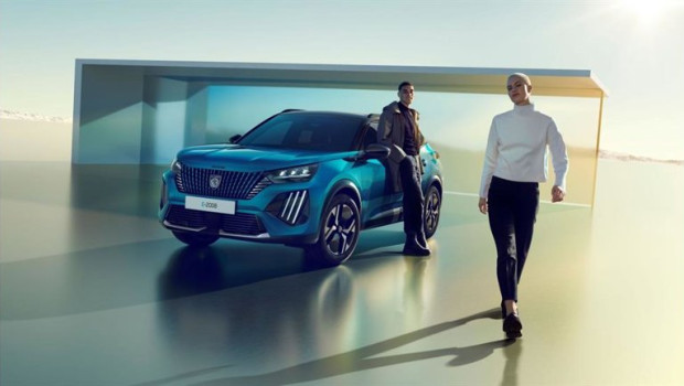 ep peugeot anticipa las ayudas del plan auto en la compra de sus modelos e 2008 y e 3008
