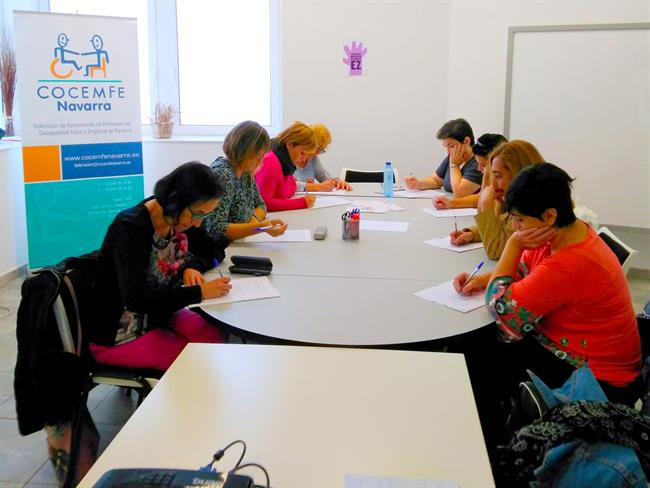 Taller de Cocemfe con mujeres con discapacidad | COCEMFE NAVARRA - Archivo ep tallercocemfemujeresdiscapacidad