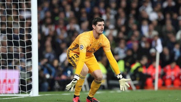 ep thibaut courtois jugando con el real madrid