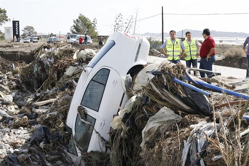 ep una de las carreteras afectadas por las lluvias en el municipio de nijar almeria