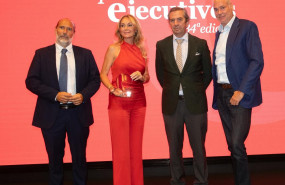 esther alcocer galardonada por la revista ejecutivos esther alcocer galardonada por la revista ejecutivos